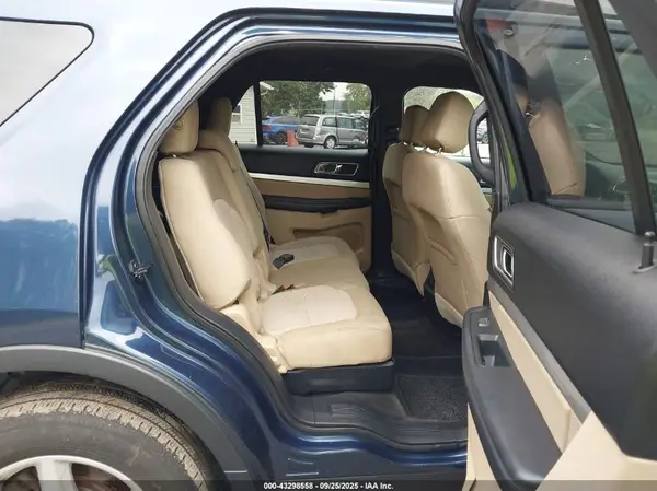 1FM5K8D86HGD66946 2017 FORD EXPLORER - Image 8