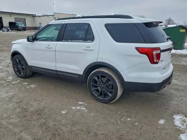 1FM5K8D86HGD76134 2017 FORD EXPLORER - Image 2
