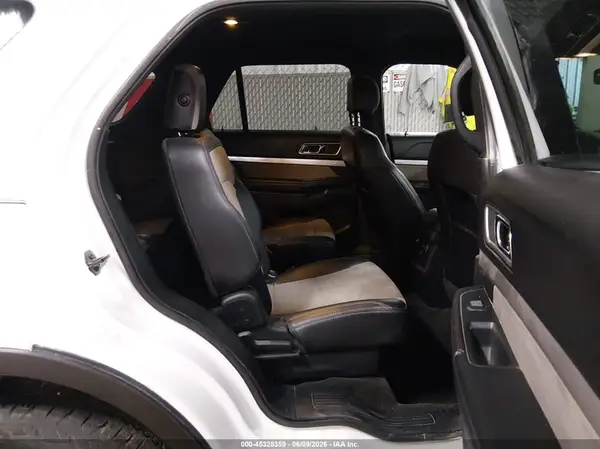 1FM5K8D86HGD81625 2017 FORD EXPLORER - Image 8