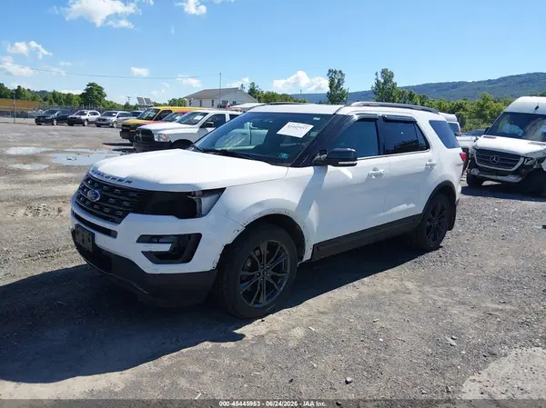 1FM5K8D86HGD95248 2017 FORD EXPLORER - Image 2