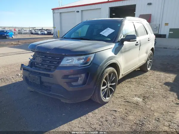 1FM5K8D86HGE10167 2017 FORD EXPLORER - Image 2