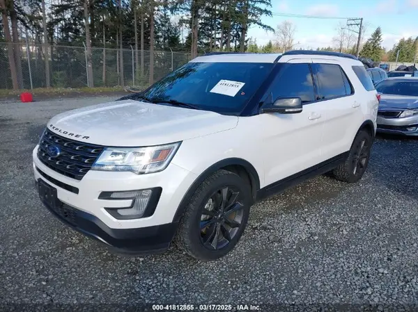 1FM5K8D86HGE12839 2017 FORD EXPLORER - Image 2