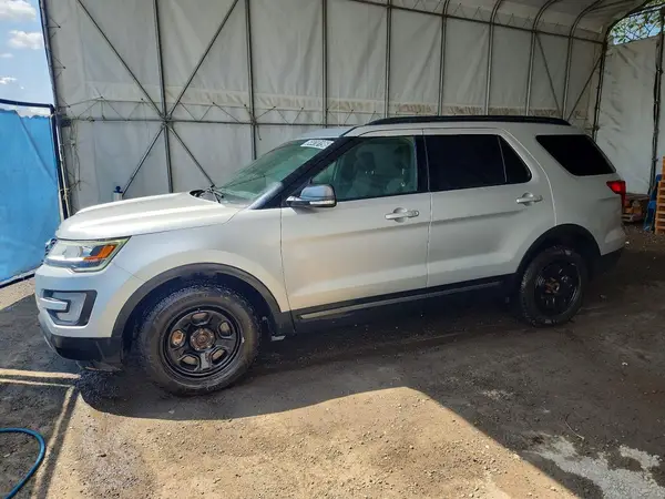 1FM5K8D86HGE30709 2017 FORD EXPLORER - Image 1