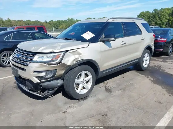 1FM5K8D86HGE34419 2017 FORD EXPLORER - Image 2