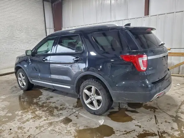 1FM5K8D86HGE40429 2017 FORD EXPLORER - Image 2