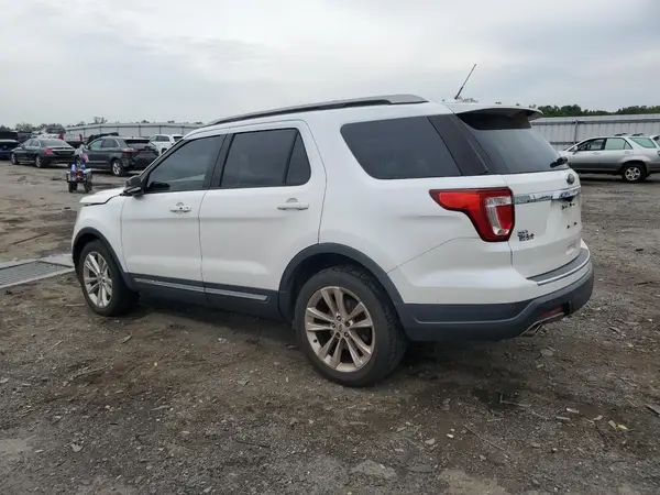 1FM5K8D86JGA30574 2018 FORD EXPLORER - Image 2