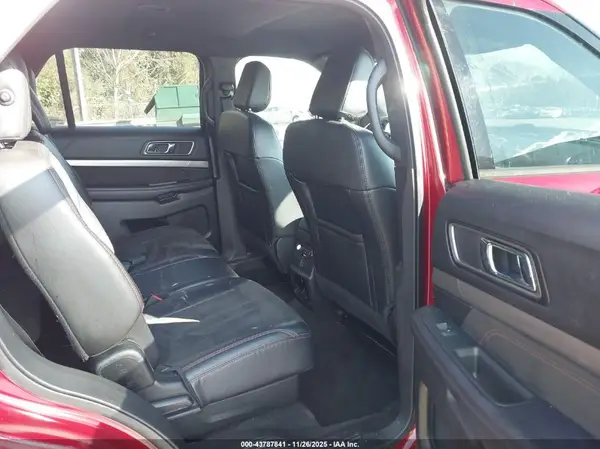 1FM5K8D86JGA50582 2018 FORD EXPLORER - Image 8
