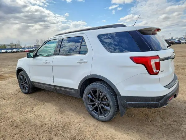 1FM5K8D86JGA60190 2018 FORD EXPLORER - Image 2