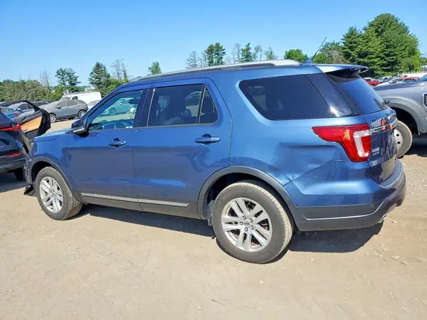 1FM5K8D86JGA77152 2018 FORD EXPLORER - Image 2