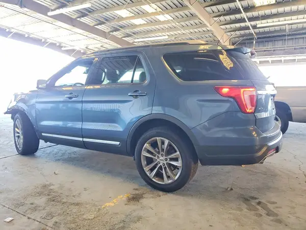 1FM5K8D86JGA98521 2018 FORD EXPLORER - Image 2