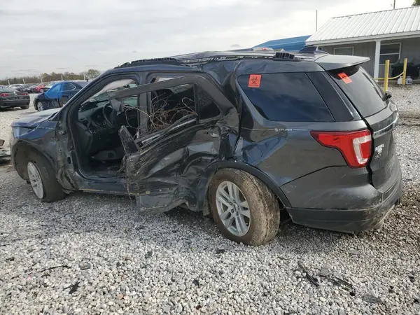 1FM5K8D86JGB08545 2018 FORD EXPLORER - Image 2