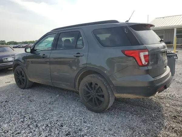 1FM5K8D86JGB15463 2018 FORD EXPLORER - Image 2