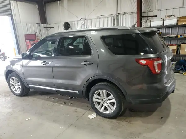 1FM5K8D86JGB35129 2018 FORD EXPLORER - Image 2