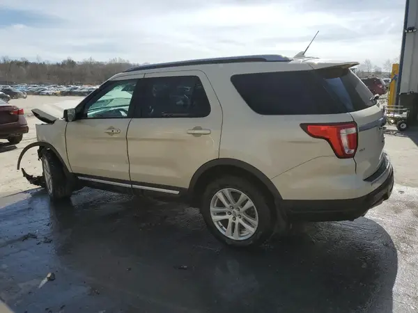 1FM5K8D86JGB69880 2018 FORD EXPLORER - Image 2