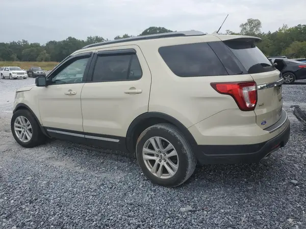 1FM5K8D86JGB81222 2018 FORD EXPLORER - Image 2