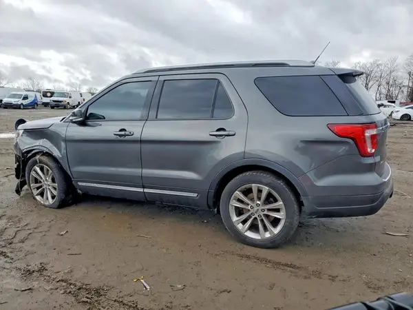 1FM5K8D86JGB86775 2018 FORD EXPLORER - Image 2