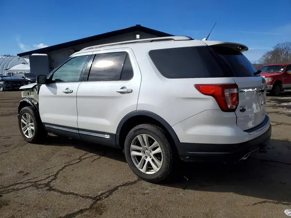 1FM5K8D86JGB94049 2018 FORD EXPLORER - Image 2