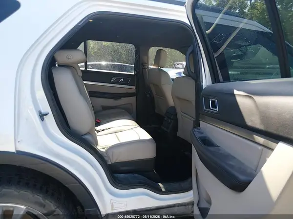 1FM5K8D86JGC05762 2018 FORD EXPLORER - Image 8
