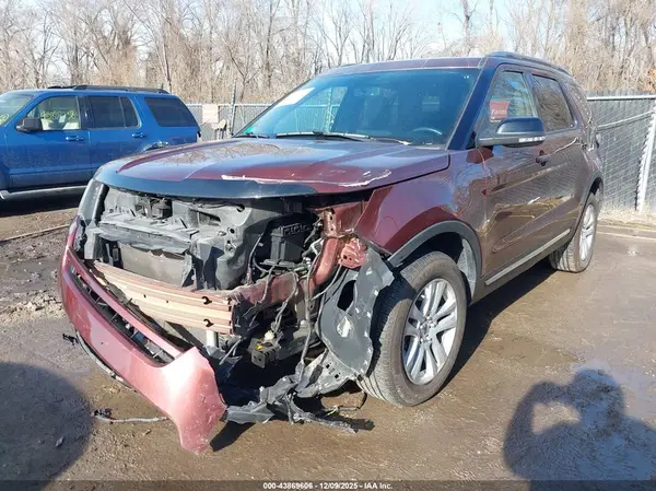 1FM5K8D86JGC15160 2018 FORD EXPLORER - Image 2