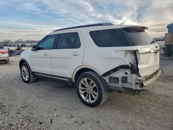 1FM5K8D86JGC48658 2018 FORD EXPLORER - Image 2