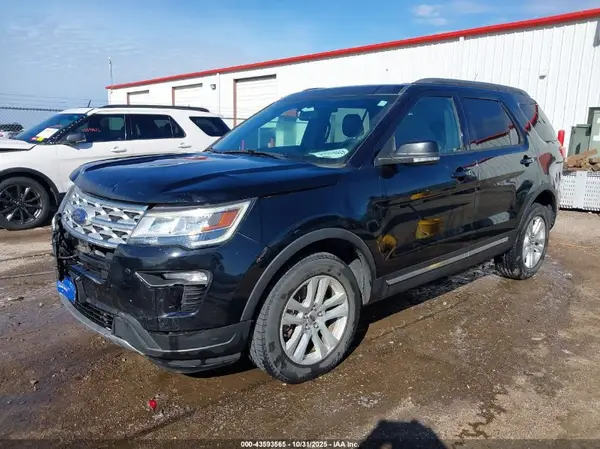 1FM5K8D86JGC50250 2018 FORD EXPLORER - Image 2