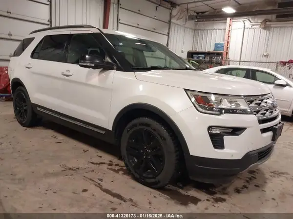 1FM5K8D86JGC53701 2018 FORD EXPLORER - Image 1