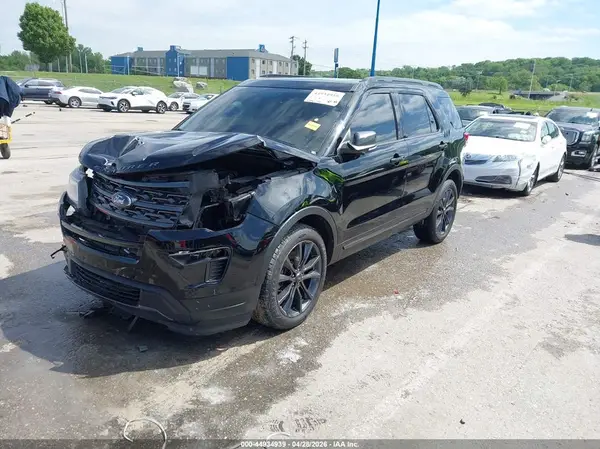 1FM5K8D86JGC54606 2018 FORD EXPLORER - Image 2