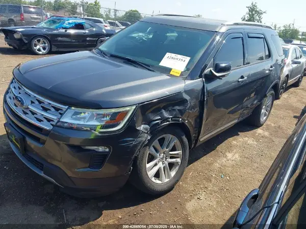 1FM5K8D86JGC67209 2018 FORD EXPLORER - Image 2