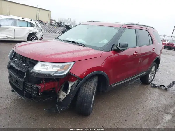 1FM5K8D86JGC67758 2018 FORD EXPLORER - Image 2