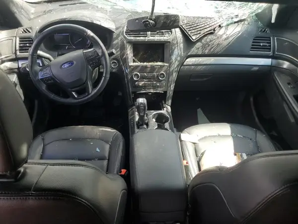 1FM5K8D86JGC68070 2018 FORD EXPLORER - Image 8