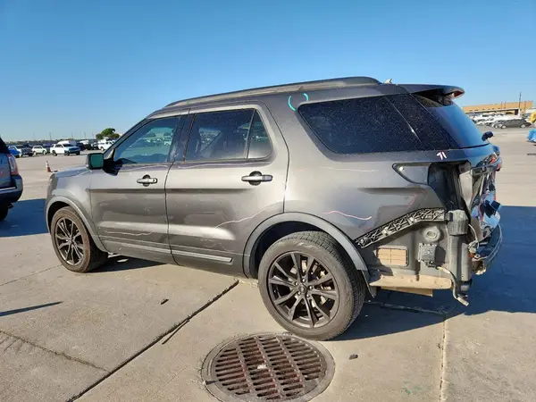 1FM5K8D86KGA40216 2019 FORD EXPLORER - Image 2