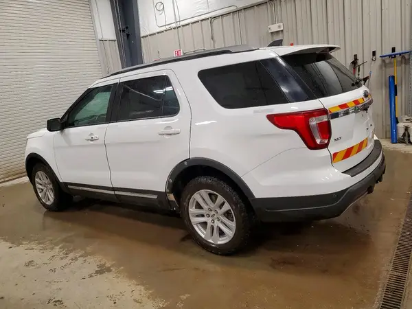 1FM5K8D86KGB34273 2019 FORD EXPLORER - Image 2