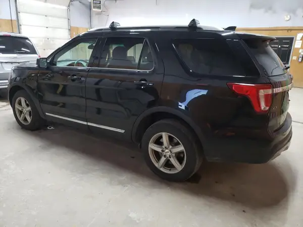 1FM5K8D87GGA16367 2016 FORD EXPLORER - Image 2