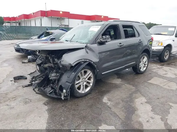 1FM5K8D87GGA16806 2016 FORD EXPLORER - Image 2