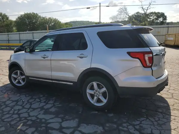 1FM5K8D87GGA25232 2016 FORD EXPLORER - Image 2