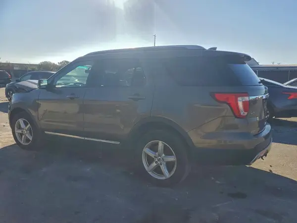 1FM5K8D87GGB51171 2016 FORD EXPLORER - Image 2