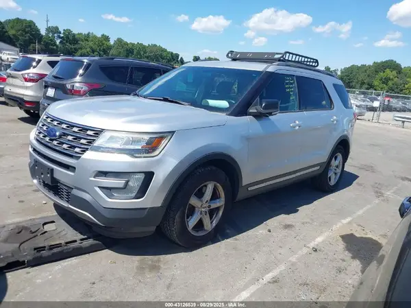 1FM5K8D87GGC05889 2016 FORD EXPLORER - Image 2