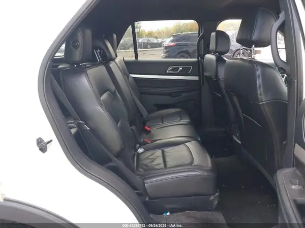 1FM5K8D87GGC31781 2016 FORD EXPLORER - Image 8