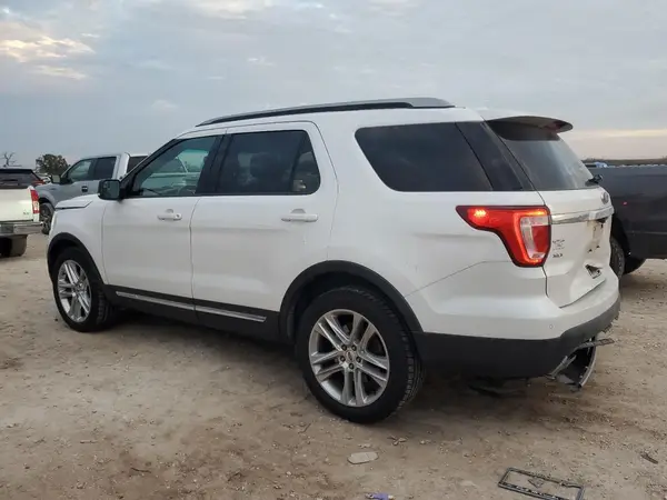 1FM5K8D87GGC32980 2016 FORD EXPLORER - Image 2