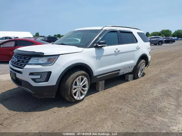 1FM5K8D87GGC73772 2016 FORD EXPLORER - Image 2
