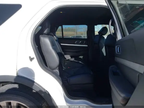 1FM5K8D87GGC84867 2016 FORD EXPLORER - Image 8