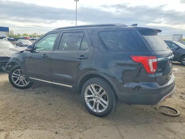 1FM5K8D87HGA26818 2017 FORD EXPLORER - Image 2
