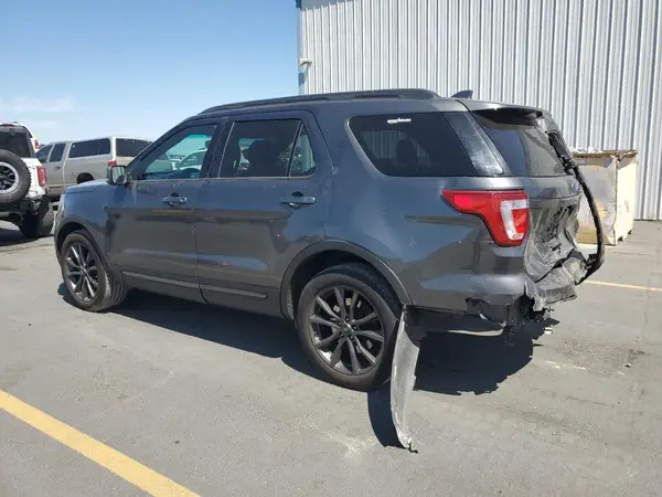 1FM5K8D87HGA27435 2017 FORD EXPLORER - Image 2