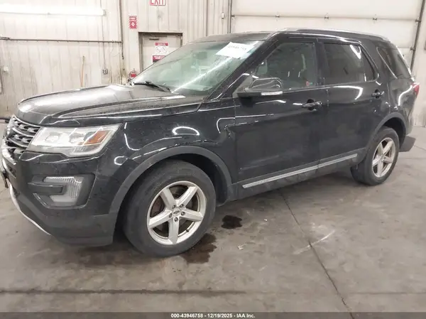 1FM5K8D87HGA28181 2017 FORD EXPLORER - Image 2