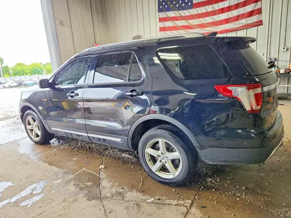 1FM5K8D87HGA42047 2017 FORD EXPLORER - Image 2