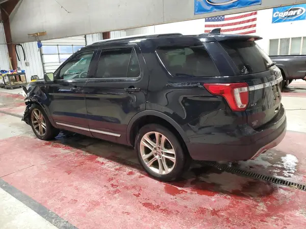 1FM5K8D87HGA56918 2017 FORD EXPLORER - Image 2