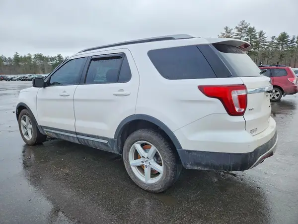 1FM5K8D87HGA65621 2017 FORD EXPLORER - Image 2