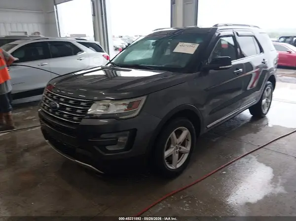 1FM5K8D87HGA69023 2017 FORD EXPLORER - Image 2