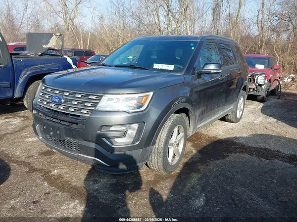1FM5K8D87HGA74786 2017 FORD EXPLORER - Image 2