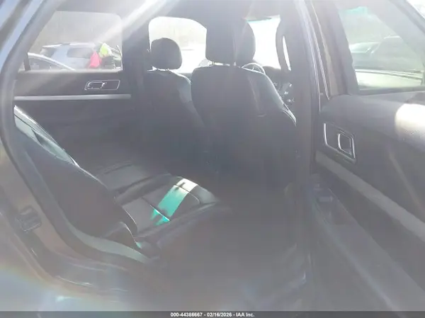 1FM5K8D87HGA74786 2017 FORD EXPLORER - Image 8